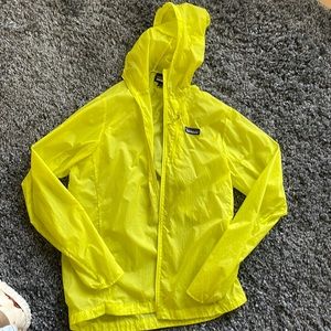Patagonia windbreaker